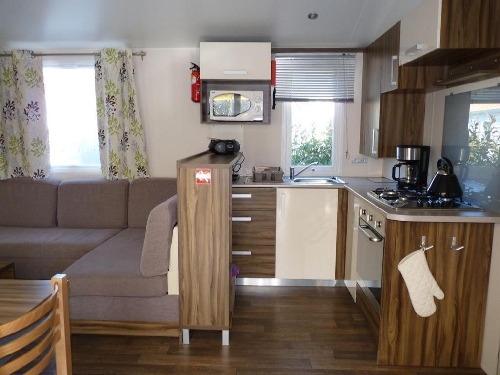 MOBIL HOME - 6 Pers - LES CHARMETTES **** Les Mathes Bagian luar foto